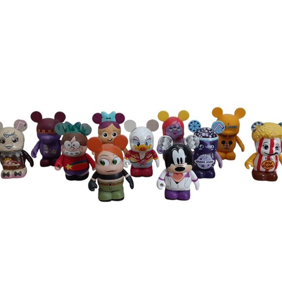 Disney Vinylmation Bulk Lot Artists Thomas Scott Maria Clapsis Mike Sullivan - Picture 1 of 13